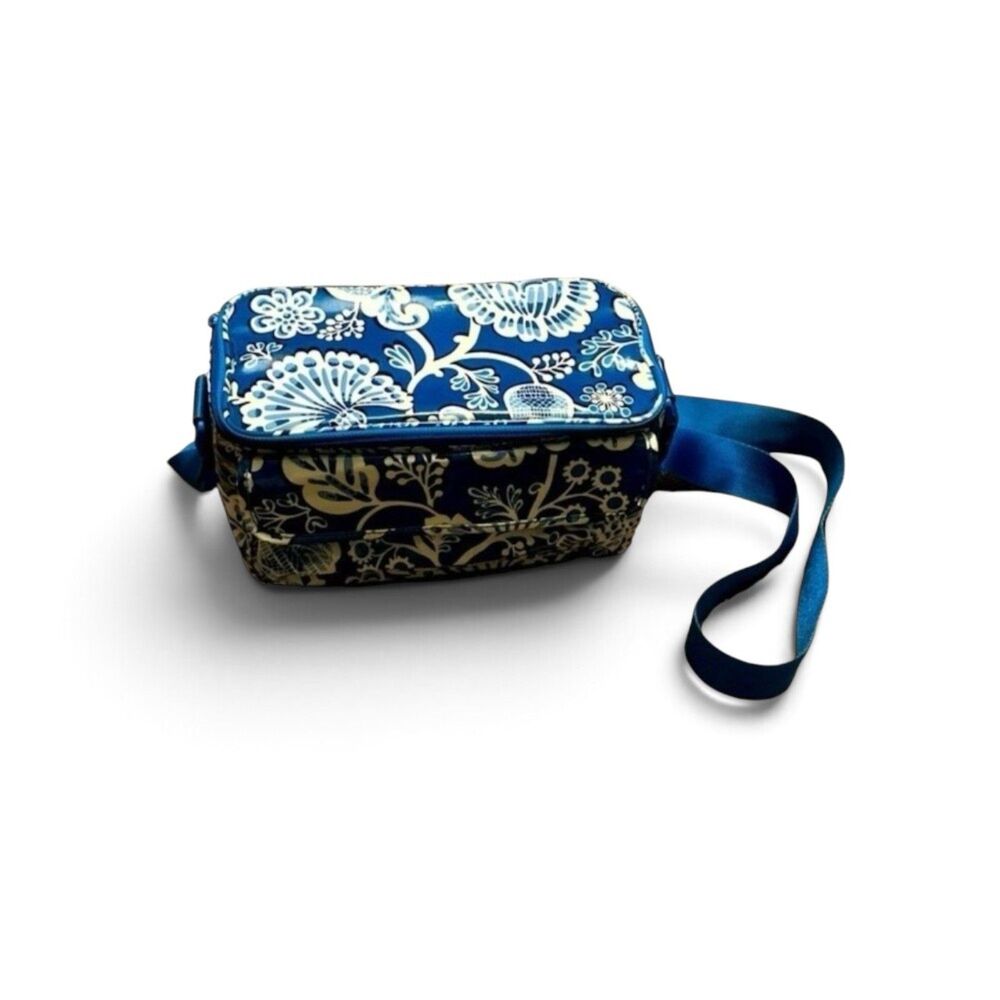 Vera Bradley Blue and White Lunch Bag